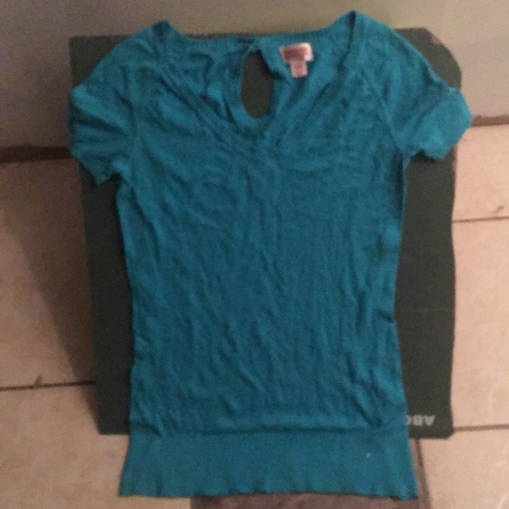 Mossimo teal knit top w/ keyhole button closure